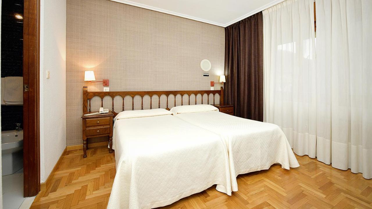 Hotel El Molinon Кангас-дель-Нарсеа Экстерьер фото